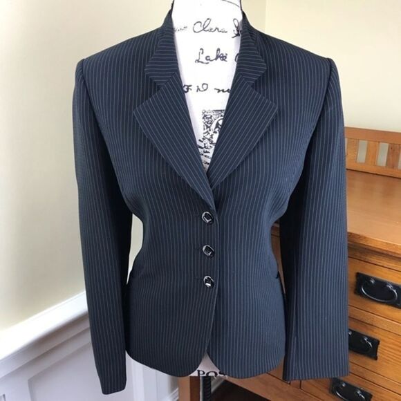 Tahari Pin Striped Blazer Sz 10 Petite Women’s - Picture 3 of 6
